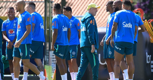Neymar tập trở lại nhưng vẫn khập khiễng, Ancelotti dồn áp lực trước thềm Copa America - hình ảnh - playabc8.com Neymar tập trở lại nhưng vẫn khập khiễng, Ancelotti dồn áp lực trước thềm Copa America - hình ảnh - playabc8.com