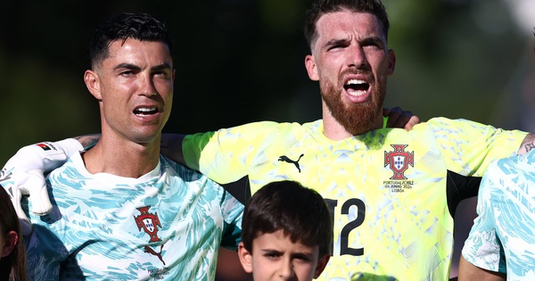 Động đất ở khu vực đội tuyển Bồ Đào Nha rèn quân: Ronaldo thế nào? - hình ảnh - playabc8.com Động đất ở khu vực đội tuyển Bồ Đào Nha rèn quân: Ronaldo thế nào? - hình ảnh - playabc8.com