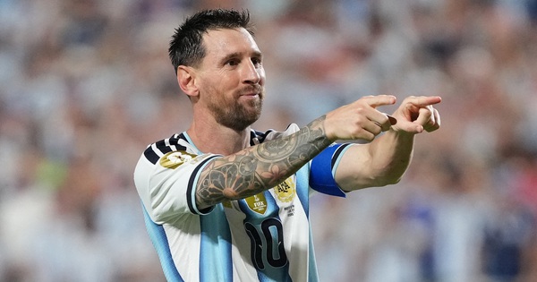 Xavi: ‘Messi là vô song, gần như không phải con người’ - hình ảnh - playabc8.com Xavi: ‘Messi là vô song, gần như không phải con người’ - hình ảnh - playabc8.com