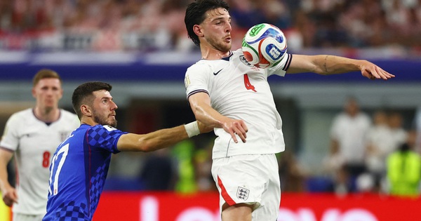 HLV Tuchel nói điều cực bất ngờ về chấn thương của Declan Rice sau trận Anh thắng Croatia, hóa ra là… - hình ảnh - playabc8.com