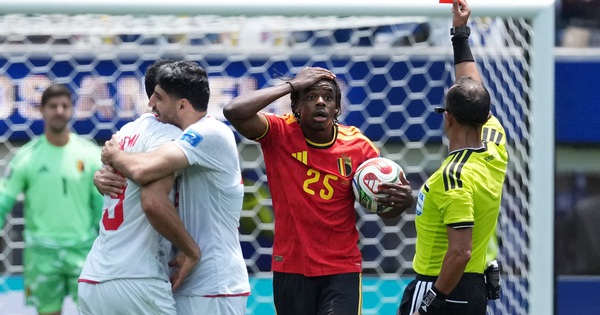 Iran quá kiên cường, Bỉ gây thất vọng và mắc sai lầm nghiêm trọng: Hòa 0-0: góc nhìn mới cho người chơi Việt - hình ảnh - playabc8.com Iran quá kiên cường, Bỉ gây thất vọng và mắc sai lầm nghiêm trọng: Hòa 0-0: góc nhìn mới cho người chơi Việt - hình ảnh - playabc8.com