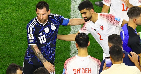 Cầu thủ Jordan khoe ảnh bên Messi dù thua trận: Sức hút GOAT lan tỏa đến ABC8 - hình ảnh - playabc8.com Cầu thủ Jordan khoe ảnh bên Messi dù thua trận: Sức hút GOAT lan tỏa đến ABC8 - hình ảnh - playabc8.com