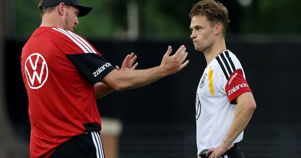 ‘Cỗ xe tăng’ Đức và nỗi nhớ Kroos: Hành trình thiếu vắng linh hồn nơi tuyến giữa - hình ảnh - playabc8.com
