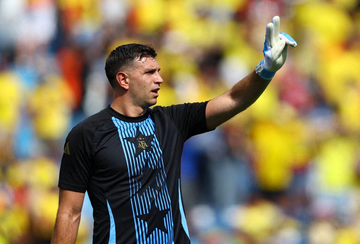 Giáo án đặc biệt cho Emiliano Martinez trước World Cup 2026 - hình ảnh - playabc8.com Giáo án đặc biệt cho Emiliano Martinez trước World Cup 2026 - hình ảnh - playabc8.com