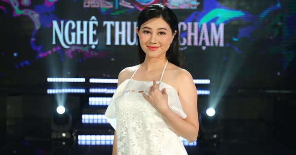 NSND Quế Trân và Võ Hạ Trâm thổi làn gió mới cho cải lương - hình ảnh - playabc8.com