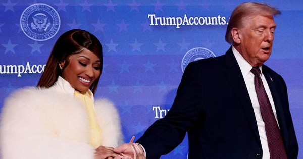Nicki Minaj bị ‘ném đá’ vì chúc mừng sinh nhật Tổng thống Donald Trump: góc nhìn mới cho người chơi Việt - hình ảnh - playabc8.com Nicki Minaj bị ‘ném đá’ vì chúc mừng sinh nhật Tổng thống Donald Trump: góc nhìn mới cho người chơi Việt - hình ảnh - playabc8.com