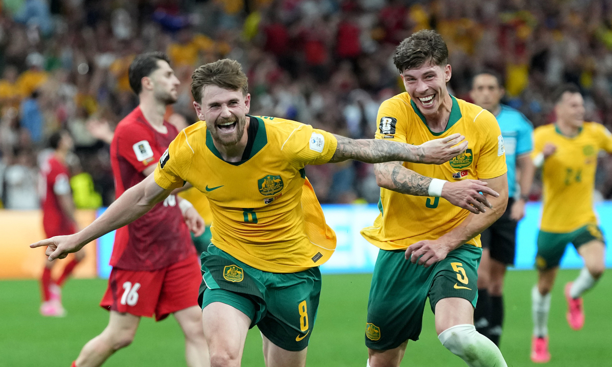 ABC8 cược bóng đá: Australia thắng trận ra quân World Cup sau 20 năm - hình ảnh - playabc8.com