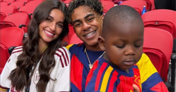 ABC8 cược bóng đá: Cặp đôi Yamal – Ines Garcia khuấy động World Cup 2026 - hình ảnh - playabc8.com ABC8 cược bóng đá: Cặp đôi Yamal – Ines Garcia khuấy động World Cup 2026 - hình ảnh - playabc8.com