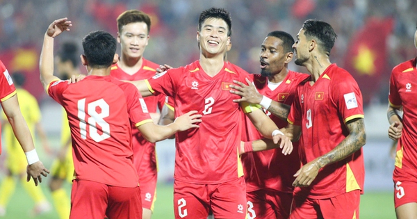 ABC8 chính thức: Đội tuyển Việt Nam mang hàng công ‘Brazil hóa’ cực mạnh đến AFF Cup - hình ảnh - playabc8.com ABC8 chính thức: Đội tuyển Việt Nam mang hàng công ‘Brazil hóa’ cực mạnh đến AFF Cup - hình ảnh - playabc8.com