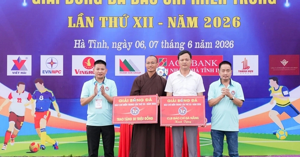 Hơn 100 nhà báo miền Trung tranh tài sôi nổi tại giải bóng đá ở Hà Tĩnh - hình ảnh - playabc8.com Hơn 100 nhà báo miền Trung tranh tài sôi nổi tại giải bóng đá ở Hà Tĩnh - hình ảnh - playabc8.com