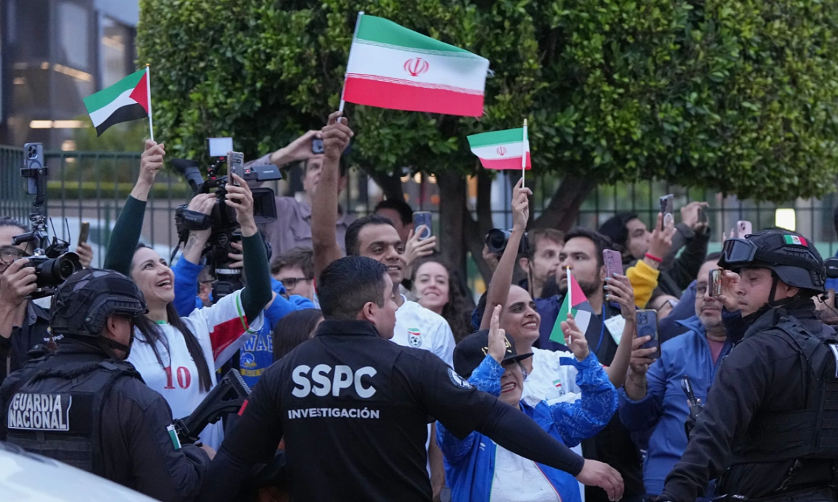 FIFA Thu Hồi Suất Mua Vé World Cup Của CĐV Iran: Ảnh Hưởng Đến Người Hâm Mộ Toàn Cầu - hình ảnh - playabc8.com FIFA Thu Hồi Suất Mua Vé World Cup Của CĐV Iran: Ảnh Hưởng Đến Người Hâm Mộ Toàn Cầu - hình ảnh - playabc8.com