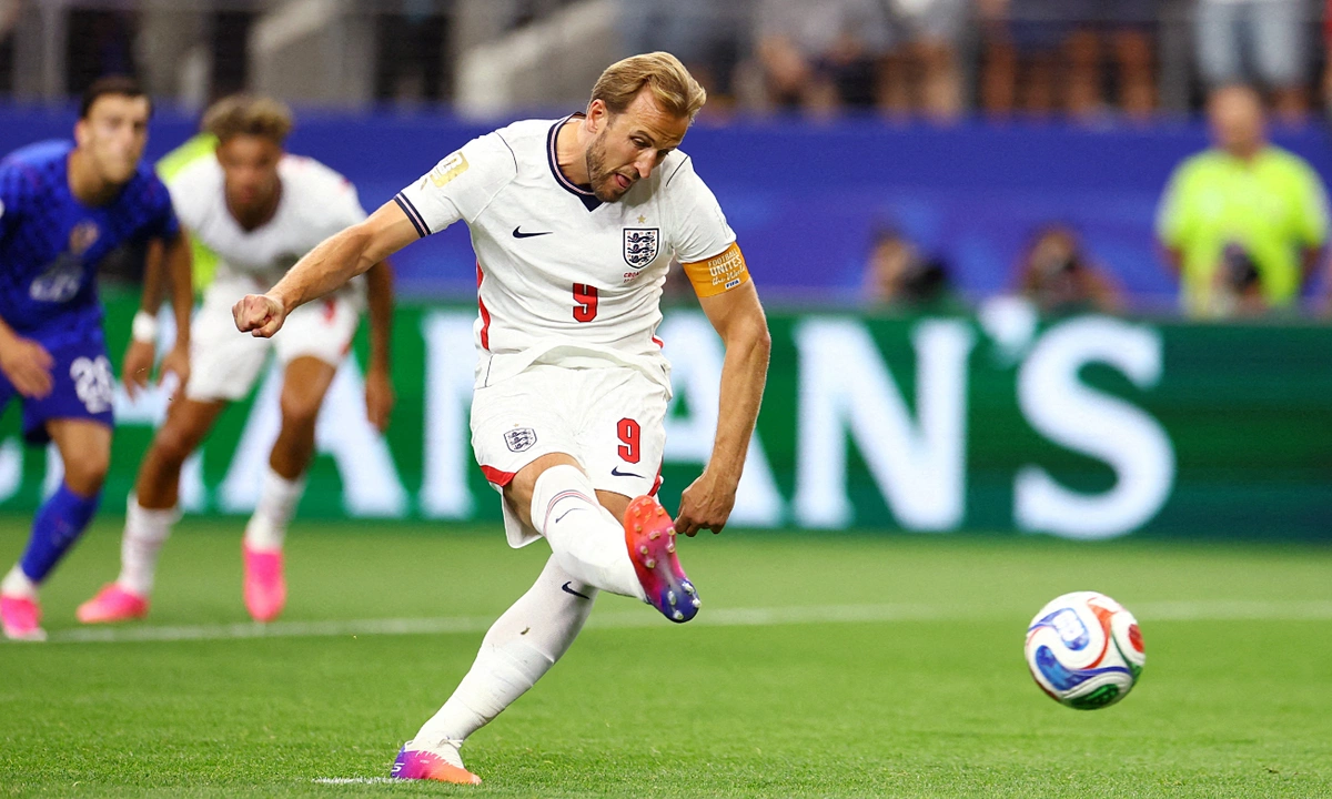 Boateng Kêu Gọi FIFA Cấm Lối Đá Phạt Đền ‘Gây Tranh Cãi’ Của Harry Kane - hình ảnh - playabc8.com