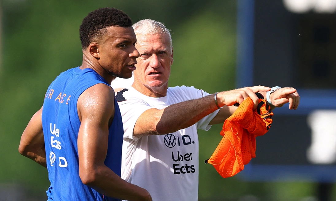 Deschamps: ‘Sự nổi tiếng không làm Mbappe thay đổi’: góc nhìn mới cho người chơi Việt - hình ảnh - playabc8.com Deschamps: ‘Sự nổi tiếng không làm Mbappe thay đổi’: góc nhìn mới cho người chơi Việt - hình ảnh - playabc8.com