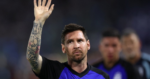 Messi tập riêng trong ngày đầu hội quân cùng đội tuyển Argentina - hình ảnh - playabc8.com Messi tập riêng trong ngày đầu hội quân cùng đội tuyển Argentina - hình ảnh - playabc8.com