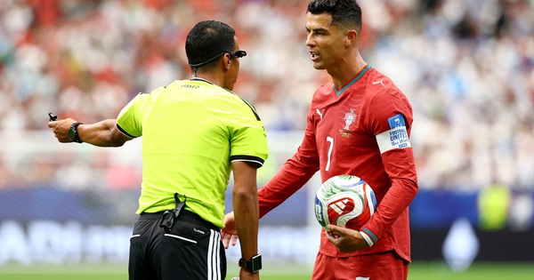 Ronaldo từ chối bình luận về Messi, ABC8 baccarat – điểm đến cho fan túc cầu - hình ảnh - playabc8.com Ronaldo từ chối bình luận về Messi, ABC8 baccarat – điểm đến cho fan túc cầu - hình ảnh - playabc8.com
