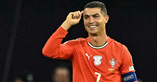 Bồ Đào Nha mạnh hơn nếu Ronaldo chấp nhận lùi lại - hình ảnh - playabc8.com Bồ Đào Nha mạnh hơn nếu Ronaldo chấp nhận lùi lại - hình ảnh - playabc8.com