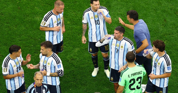 Messi răm rắp tuân lệnh, không bao giờ ‘cãi’ HLV Scaloni nửa lời, đủ tuyệt kỹ đấu… World Cup 2030 - hình ảnh - playabc8.com Messi răm rắp tuân lệnh, không bao giờ ‘cãi’ HLV Scaloni nửa lời, đủ tuyệt kỹ đấu… World Cup 2030 - hình ảnh - playabc8.com