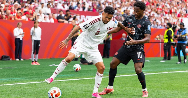 Cầu thủ người Mỹ ‘về quê’ dự World Cup trong màu áo đội tuyển khác - hình ảnh - playabc8.com Cầu thủ người Mỹ ‘về quê’ dự World Cup trong màu áo đội tuyển khác - hình ảnh - playabc8.com