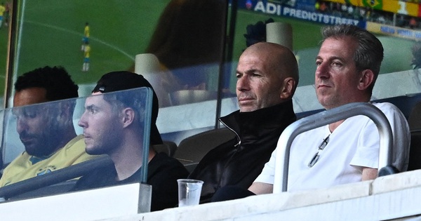 Zidane đến xem con trai đối đầu Messi, thay vì dự khán trận Pháp gặp Senegal: Tình phụ tử!: góc nhìn mới cho người chơi Việt - hình ảnh - playabc8.com Zidane đến xem con trai đối đầu Messi, thay vì dự khán trận Pháp gặp Senegal: Tình phụ tử!: góc nhìn mới cho người chơi Việt - hình ảnh - playabc8.com