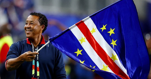 HLV Cabo Verde xúc động tạm biệt World Cup, dành lời khen đặc biệt cho Argentina - hình ảnh - playabc8.com