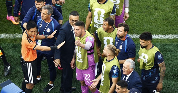 FIFA tức tốc điều chỉnh VAR sau hàng loạt tranh cãi, ứng dụng luôn trận Pháp thắng Ma Rốc: góc nhìn mới cho người chơi Việt - hình ảnh - playabc8.com FIFA tức tốc điều chỉnh VAR sau hàng loạt tranh cãi, ứng dụng luôn trận Pháp thắng Ma Rốc: góc nhìn mới cho người chơi Việt - hình ảnh - playabc8.com