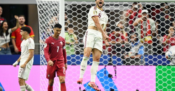 Bồ Đào Nha 0-1 Tây Ban Nha: Ronaldo khép lại giấc mơ World Cup, ABC8 đồng hành cùng fan bóng đá - hình ảnh - playabc8.com Bồ Đào Nha 0-1 Tây Ban Nha: Ronaldo khép lại giấc mơ World Cup, ABC8 đồng hành cùng fan bóng đá - hình ảnh - playabc8.com