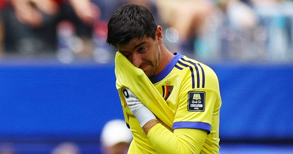 Courtois bật khóc khi chia tay World Cup theo kịch bản cay đắng nhất: góc nhìn mới cho người chơi Việt - hình ảnh - playabc8.com Courtois bật khóc khi chia tay World Cup theo kịch bản cay đắng nhất: góc nhìn mới cho người chơi Việt - hình ảnh - playabc8.com