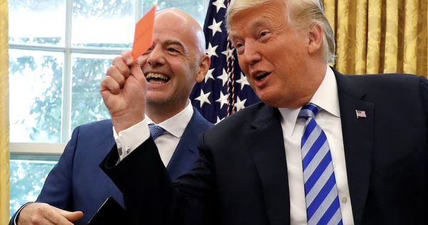 Chủ tịch FIFA tiết lộ đã trao đổi với Trump về thẻ đỏ gây tranh cãi của Balogun - hình ảnh - playabc8.com