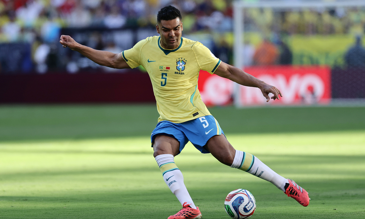 Tổng thống Brazil xin lỗi Ancelotti vì nghi ngờ quyết định giữ Casemiro - hình ảnh - playabc8.com Tổng thống Brazil xin lỗi Ancelotti vì nghi ngờ quyết định giữ Casemiro - hình ảnh - playabc8.com