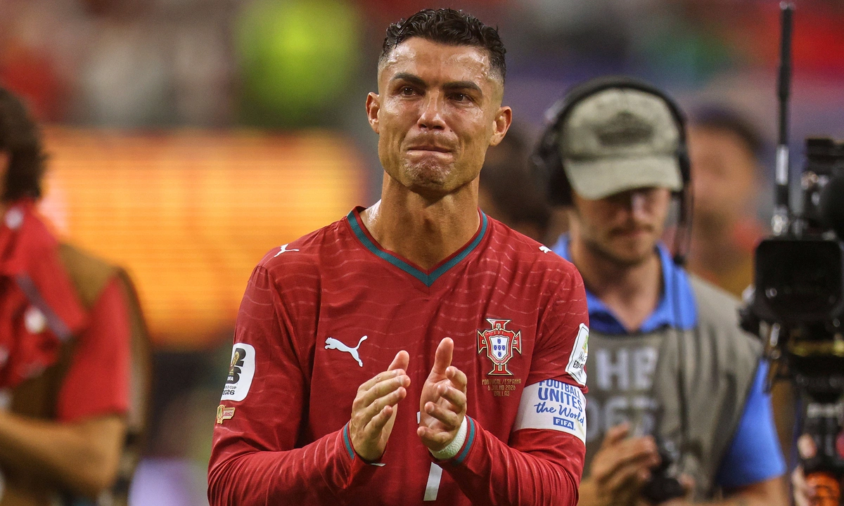 Djorkaeff: ‘Ronaldo bị Bồ Đào Nha tẩy chay’: góc nhìn mới cho người chơi Việt - hình ảnh - playabc8.com
