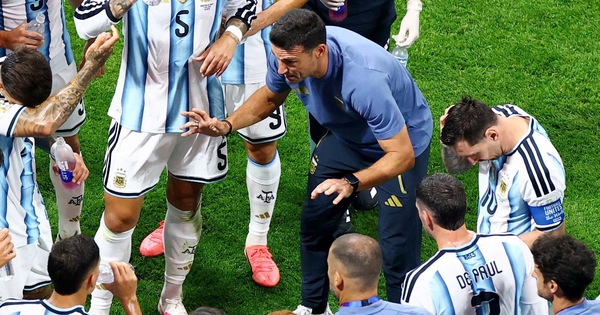Argentina lội ngược dòng kinh điển nhờ thiên tài Scolani: Thay đổi chiến thuật như thần: góc nhìn mới cho người chơi Việt - hình ảnh - playabc8.com Argentina lội ngược dòng kinh điển nhờ thiên tài Scolani: Thay đổi chiến thuật như thần: góc nhìn mới cho người chơi Việt - hình ảnh - playabc8.com