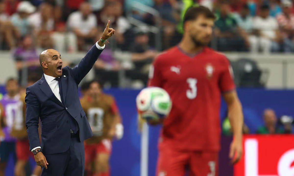 HLV Bồ Đào Nha Bảo Vệ Ronaldo Trước Làn Sóng Chỉ Trích Sau Thất Bại Ở World Cup 2026 - hình ảnh - playabc8.com HLV Bồ Đào Nha Bảo Vệ Ronaldo Trước Làn Sóng Chỉ Trích Sau Thất Bại Ở World Cup 2026 - hình ảnh - playabc8.com