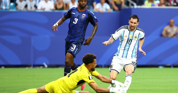 Messi nói đùa mà… rất thật ‘cầu thủ Cabo Verde đá tôi tơi tả, rồi xin chữ ký’ - hình ảnh - playabc8.com Messi nói đùa mà… rất thật ‘cầu thủ Cabo Verde đá tôi tơi tả, rồi xin chữ ký’ - hình ảnh - playabc8.com